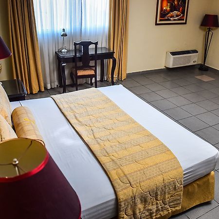 Hotel Victoria Σαν Πέδρο Σούλα Εξωτερικό φωτογραφία