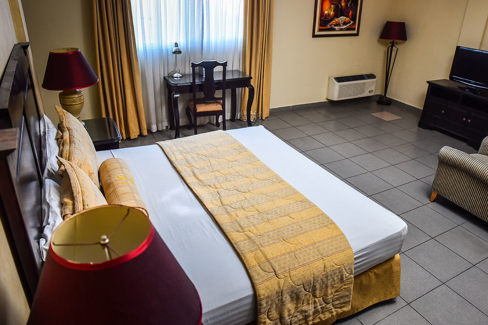 Hotel Victoria Σαν Πέδρο Σούλα Εξωτερικό φωτογραφία